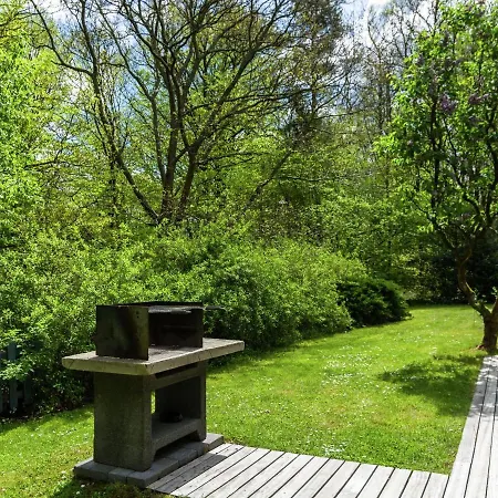 Nyaraló Spacious With Private Garden In Ardennes *